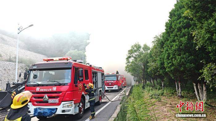 皇冠信用网代理注册
_二广高速山西太长段:物流车隧道内起火 230人被紧急疏散