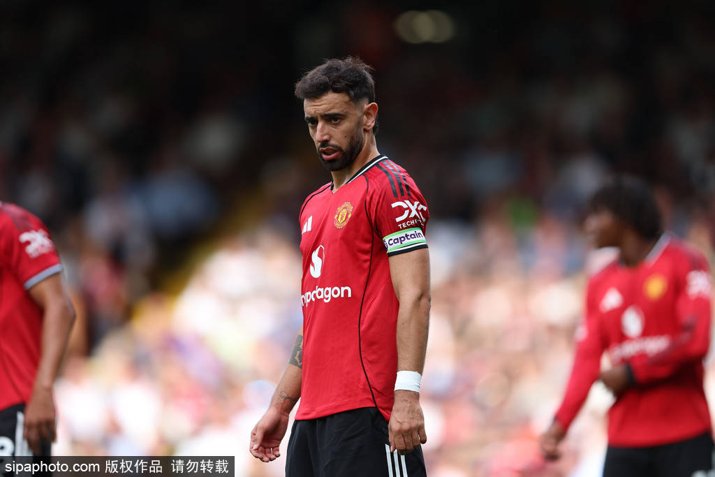 皇冠信用網怎么开通
_英超-B费失点约罗造乌龙 曼联1-1富勒姆暂列积分榜第16