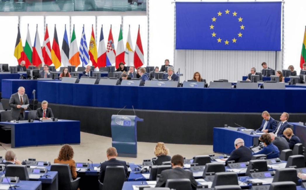 如何申请皇冠信用网_西方33国抱团取暖如何申请皇冠信用网,希望中国收回成命,不料中方迅速打响第二波反制!