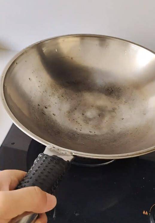 皇冠信用網会员申请网址
_“一锅传两代二三十年不粘不锈”最新进展：厂家称准备复工皇冠信用網会员申请网址
，争取一个月内开售