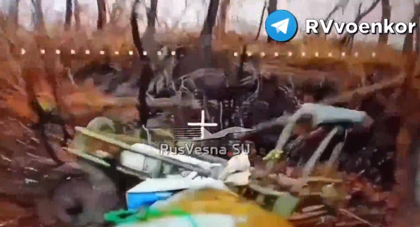 正版皇冠信用网代理_俄军被狠狠上一课:打假海马斯正版皇冠信用网代理,乌军藏地道,靠机器人无人机作战