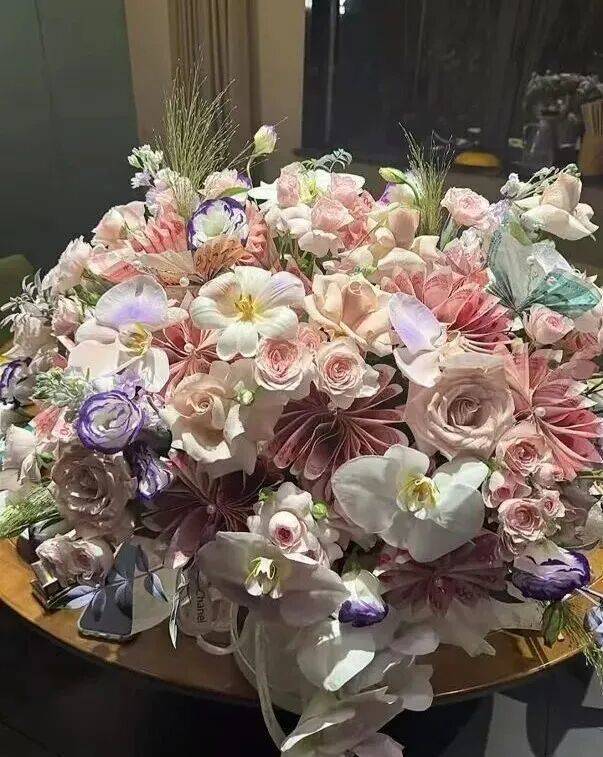 信用网如何申请_男子包了13140元的现金花束信用网如何申请,结果女友报警了……